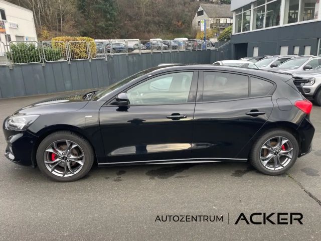 Ford Focus EcoBoost ST Line