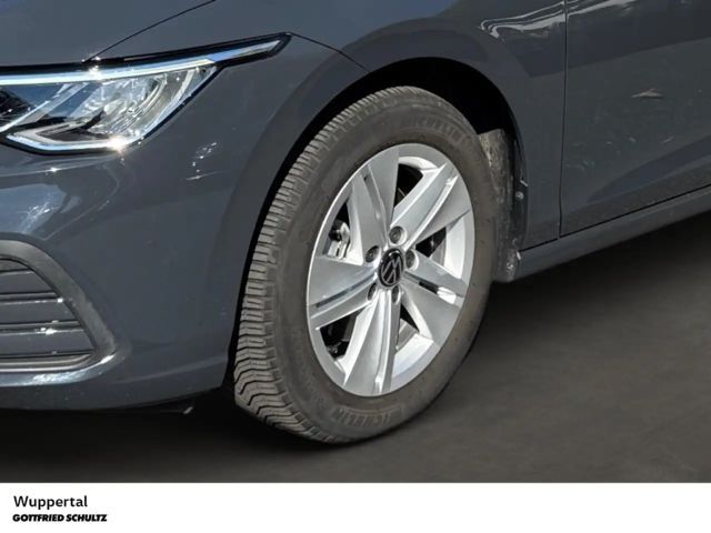 Volkswagen Golf 1.5 eTSI DSG Variant