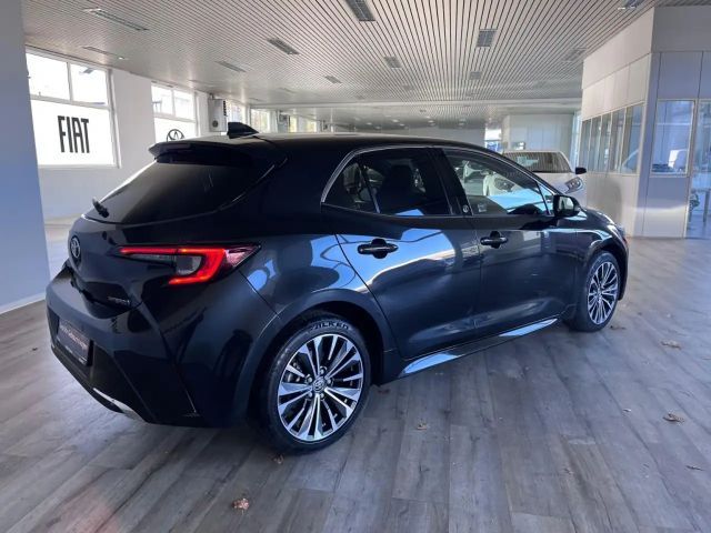 Toyota Corolla Hybride Team D