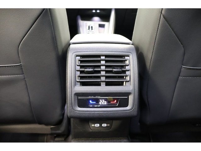 Volkswagen Golf 2.0 TDI DSG Golf VIII Variant