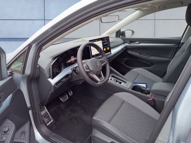 Volkswagen Golf 1.5 eTSI DSG Variant