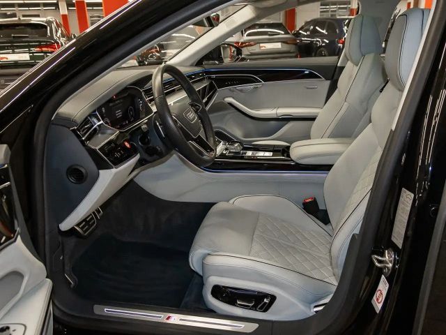 Audi S8 4.0 TFSI Quattro