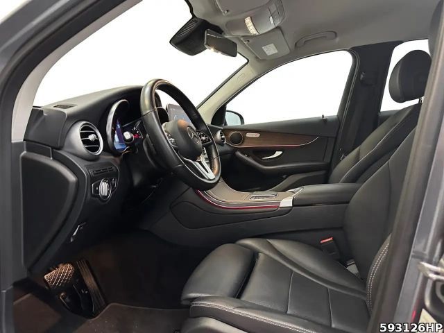 Mercedes-Benz GLC 300 4MATIC GLC 300 e