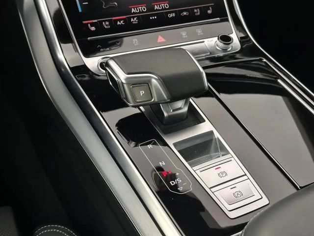 Audi SQ8 55 TFSI Quattro S-Line