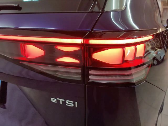 Volkswagen Tayron 1.5 eTSI Life