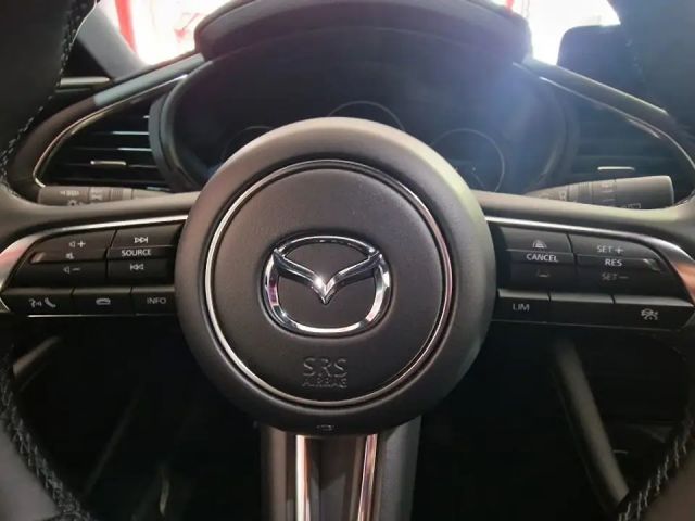 Mazda 3 2.5L SkyActiv e-Skyactiv