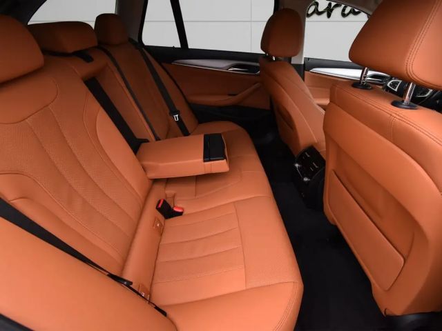 BMW 530 530e Touring