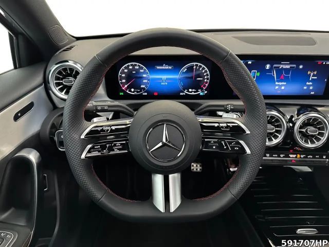 Mercedes-Benz A 250 AMG Line