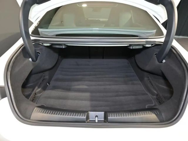 Mercedes-Benz CLA 200 AMG Line Coupé