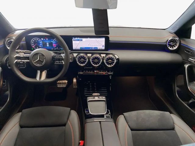 Mercedes-Benz CLA 180 CLA