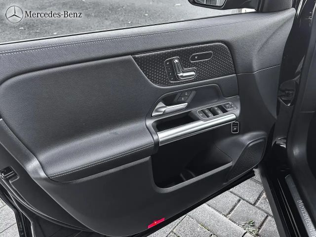 Mercedes-Benz GLA 200 GLA 200 d