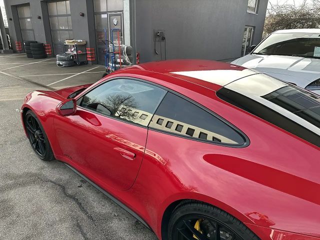 Porsche 911 Carrera Coupé GTS