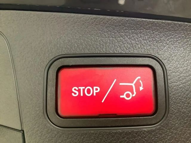 Mercedes-Benz GLA 200 Progressive