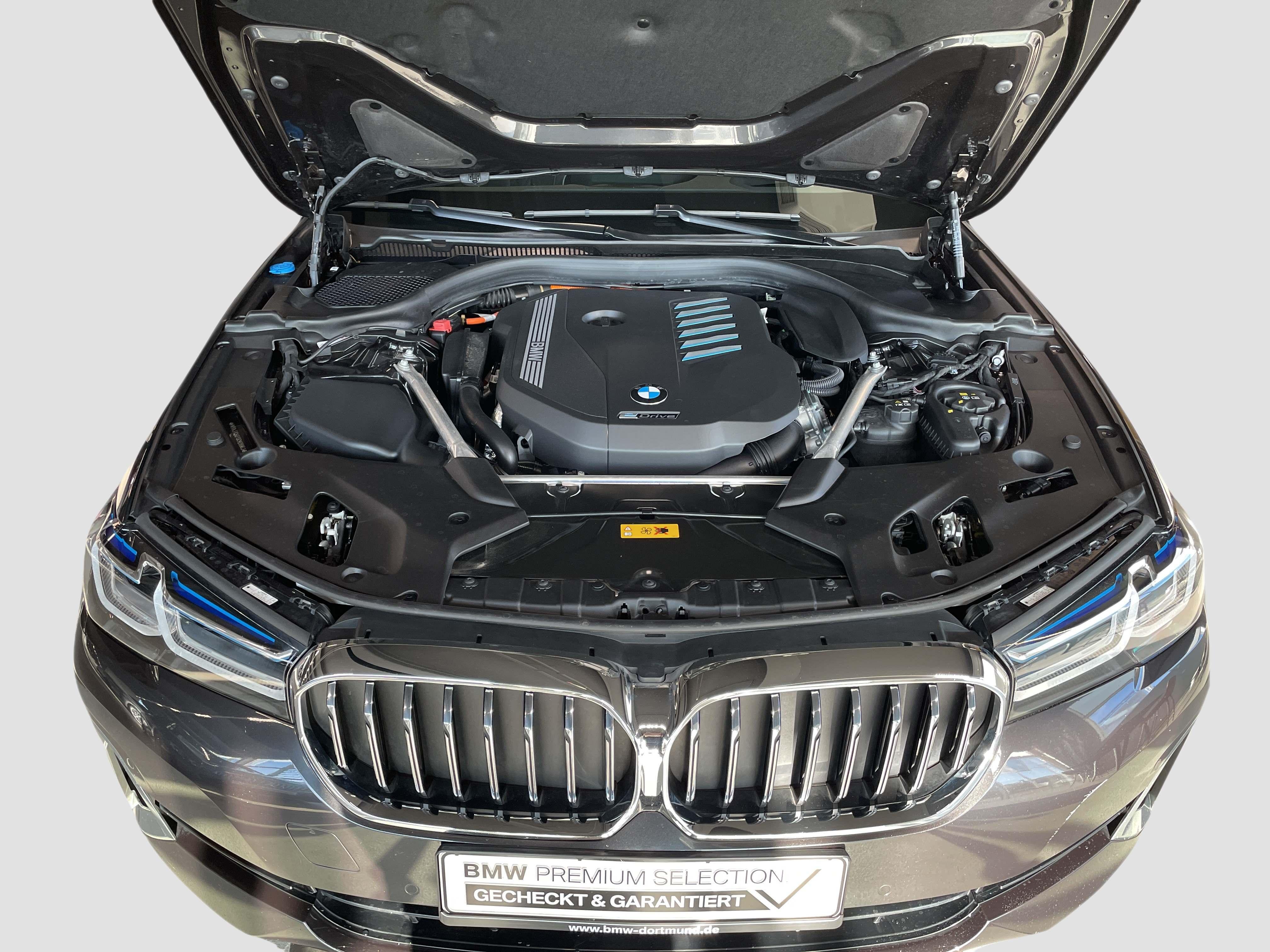 BMW 545 545e Sedan xDrive