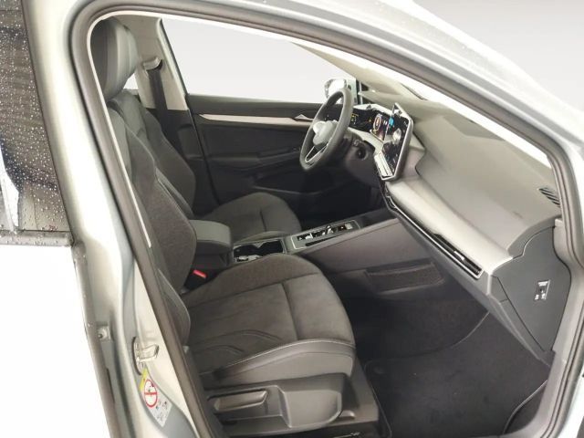 Volkswagen Golf DSG Life