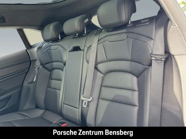 Porsche Taycan GTS Sport Turismo