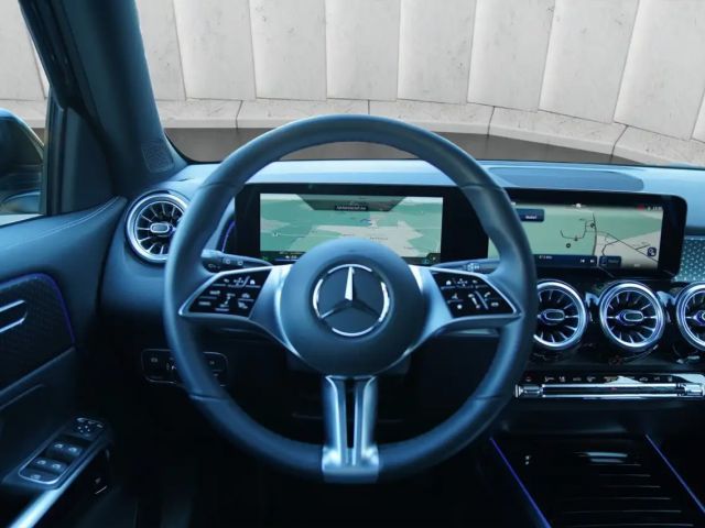 Mercedes-Benz EQB 300 4MATIC Progressive