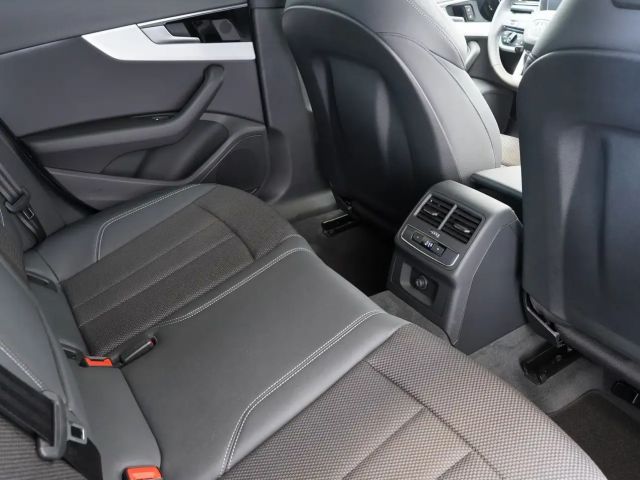 Audi A4 35 TDI Avant Competition S-Line