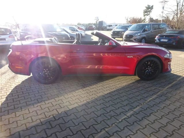 Ford Mustang Convertible GT 5.0 V8
