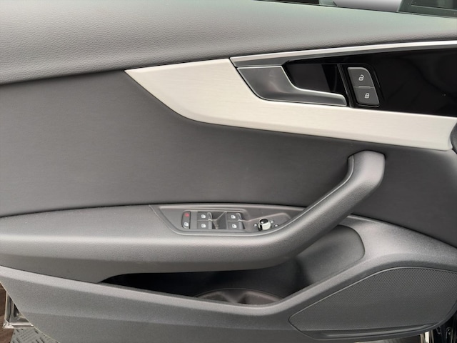 Audi A4 35 TDI Avant S-Line S-Tronic