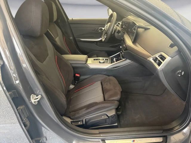 BMW 320 320d M-Sport Touring