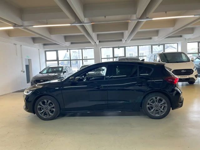 Ford Focus EcoBoost ST Line Style