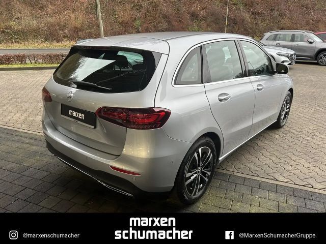 Mercedes-Benz B 200 B 200 d Progressive