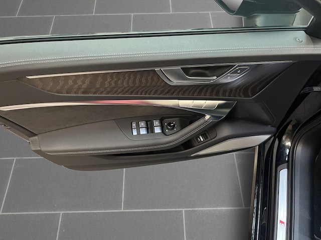 Audi S6 Avant Quattro