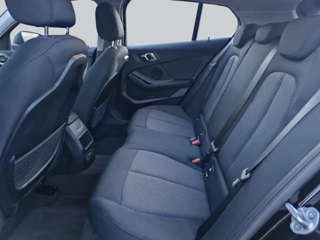 BMW 118 118i Advantage pakket Sedan