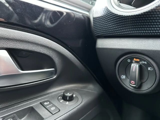 Volkswagen e-up! 32 kWh Klima Kamera Tempomat CCS-Ladedose