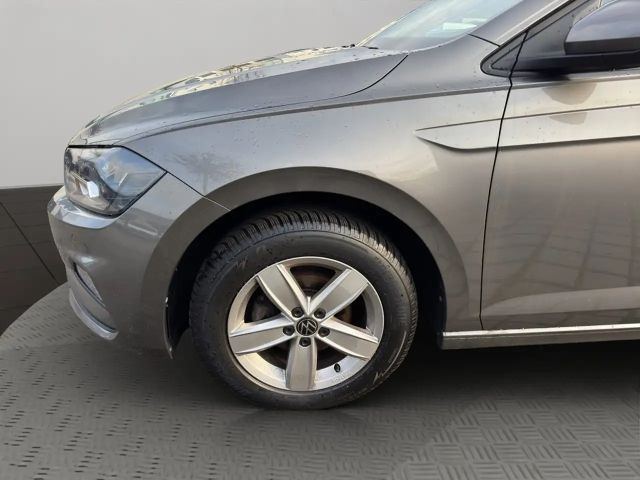 Volkswagen Polo 1.0 TSI DSG