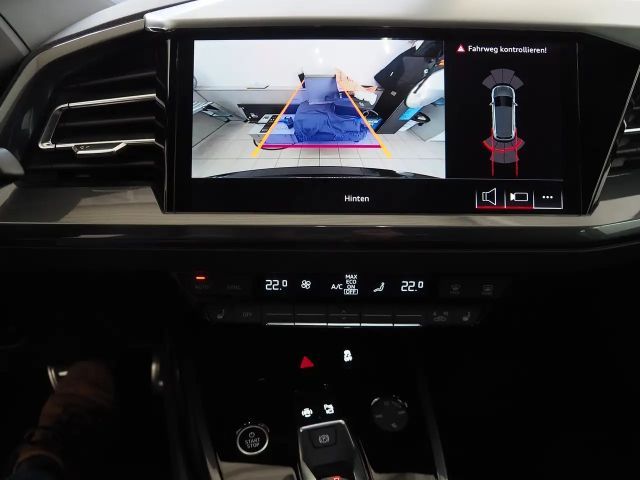 Audi Q4 e-tron Business Quattro