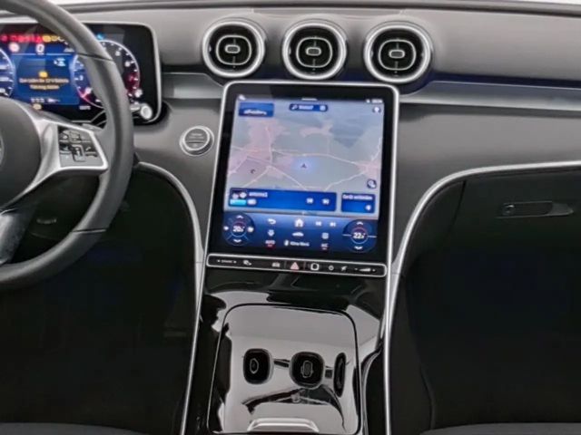 Mercedes-Benz C 180 AVANTGARDE Sedan