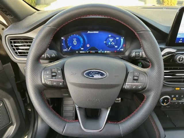 Ford Kuga Plug in Hybrid ST Line X