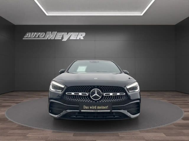 Mercedes-Benz GLA 200 AMG Line