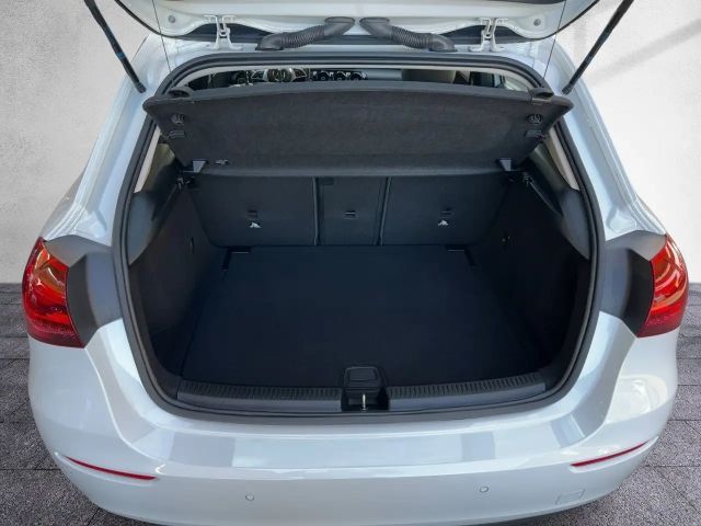 Mercedes-Benz A 180 A 180 d Hatchback