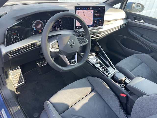 Volkswagen Golf 1.5 eTSI Golf VIII Style