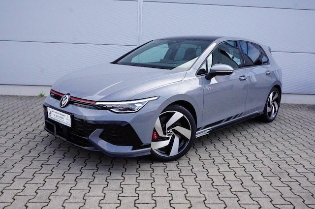 Volkswagen Golf 2.0 TSI DSG