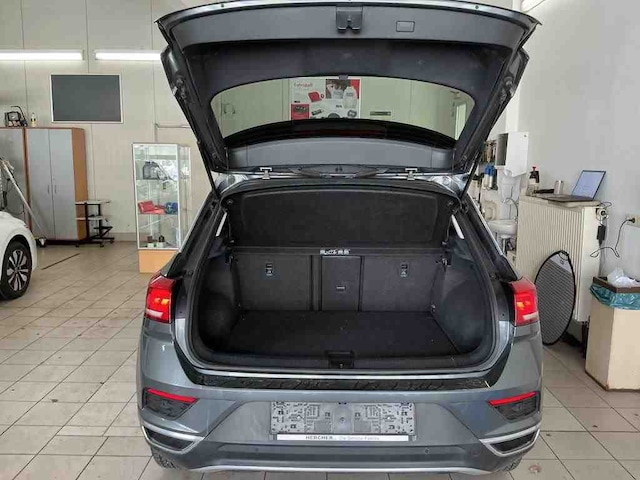 Volkswagen T-Roc T-ROC 1.0    CL   BT085 TSIM6F