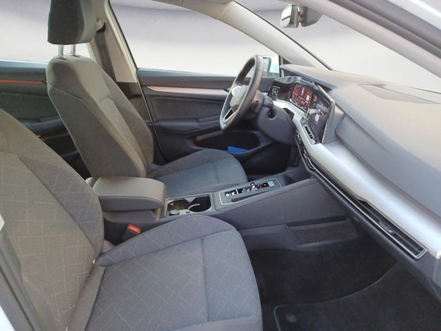 Volkswagen Golf Life Variant