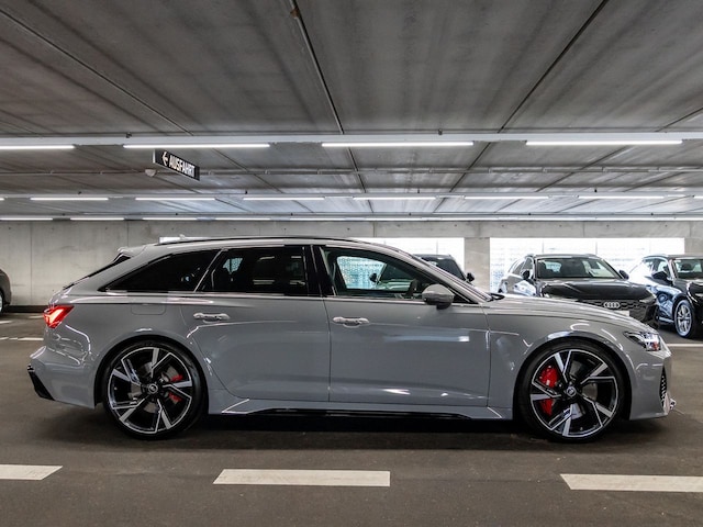 Audi RS6 Avant Quattro