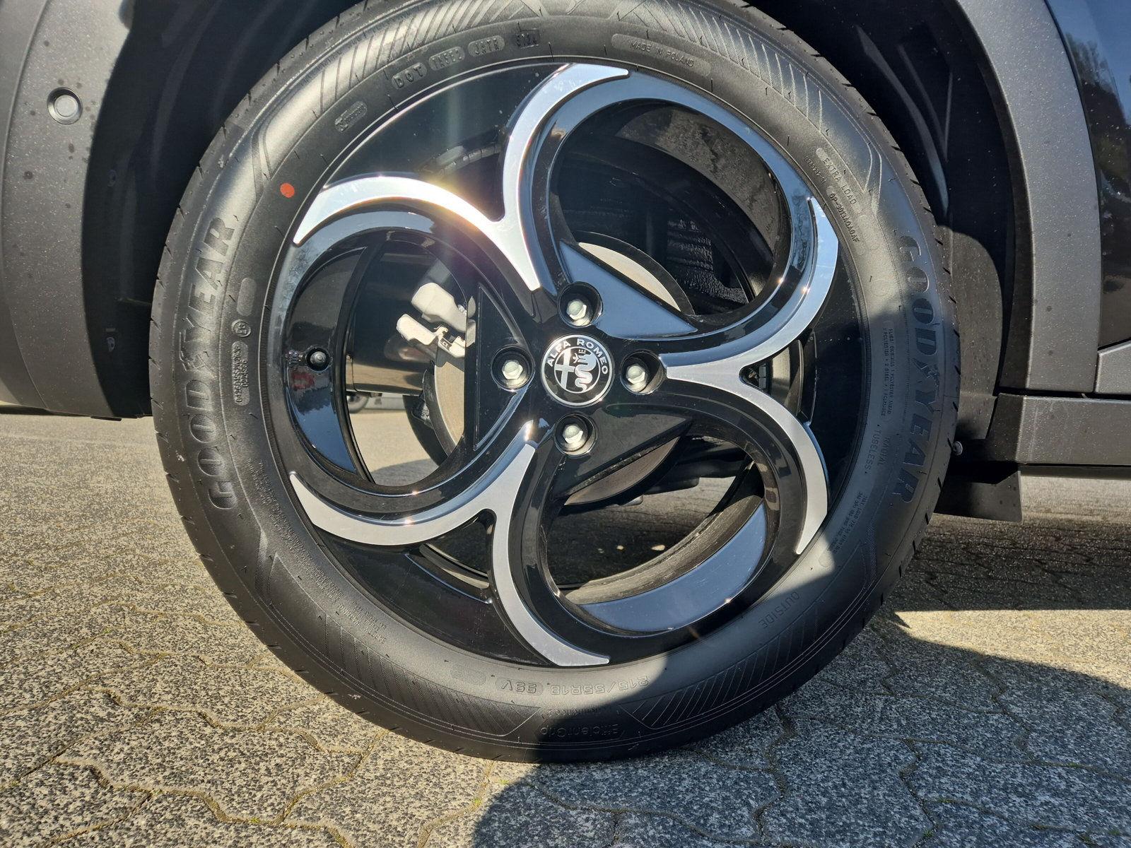 Alfa Romeo Junior Ibrida Speciale