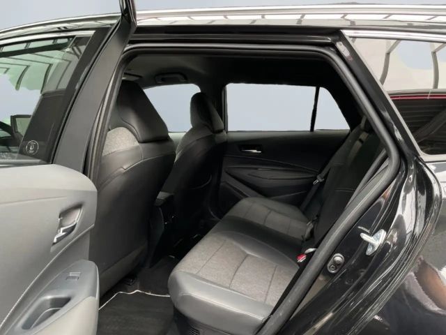 Toyota Corolla Hybride Team D