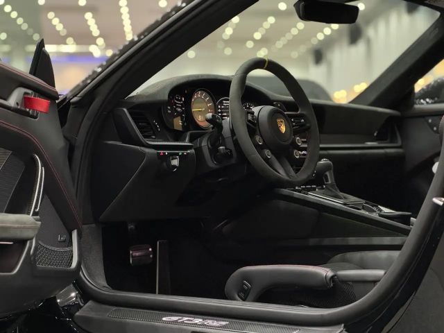 Porsche 992 Black Edition Coupé GT3 RS