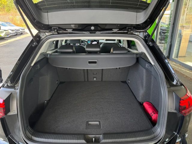 Volkswagen Golf DSG Variant