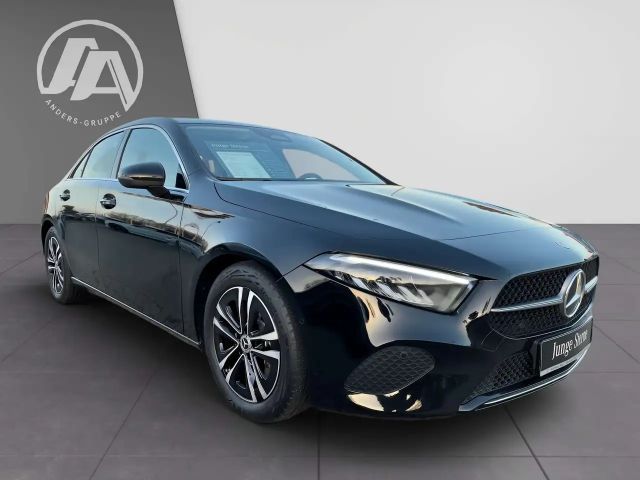 Mercedes-Benz A 200 Progressive