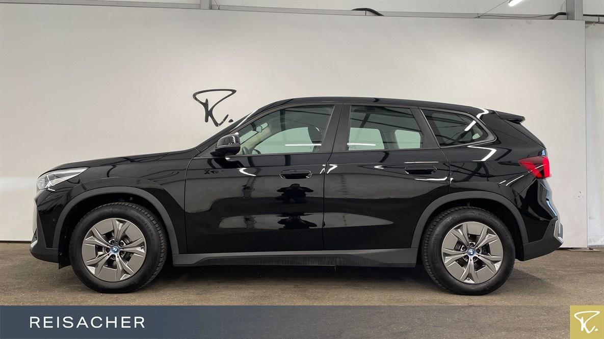 BMW iX1 xDrive30
