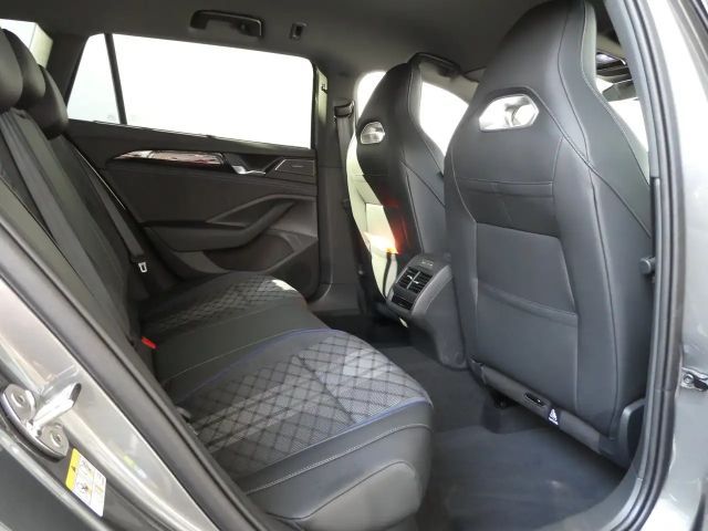 Volkswagen Passat DSG R-Line Variant