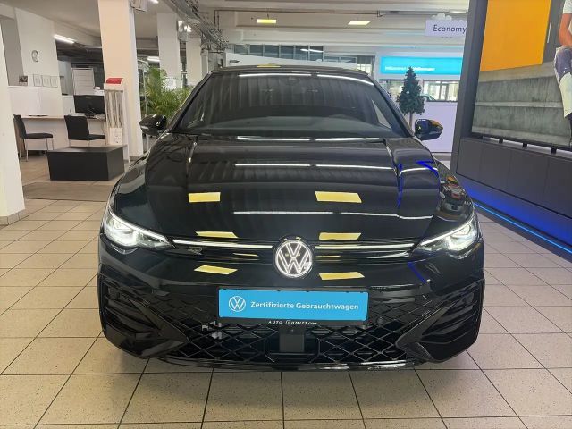 Volkswagen Golf 1.5 TSI DSG