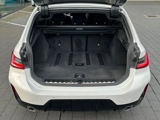 BMW 320 320i M-Sport Touring